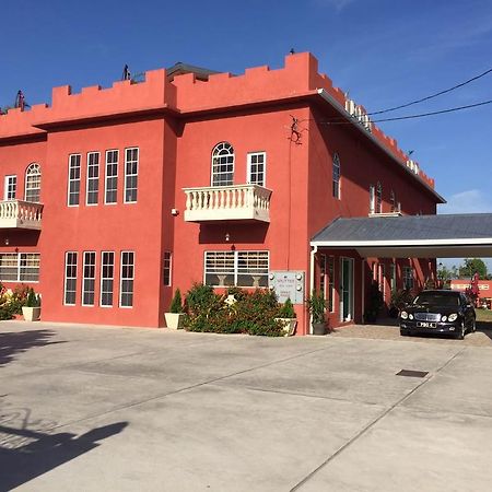 Montecristo Inn Piarco Esterno foto